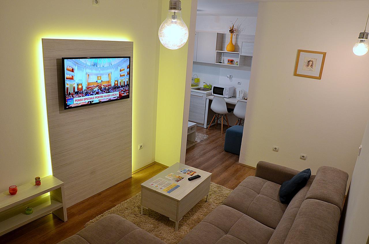 Lux Apartmani Кладово Екстериор снимка